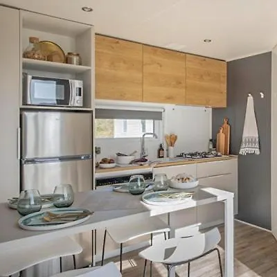 Le Perpetuum * Domme